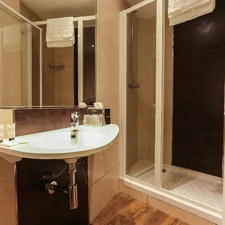 Hotel Vintage Gare Du Nord 2*