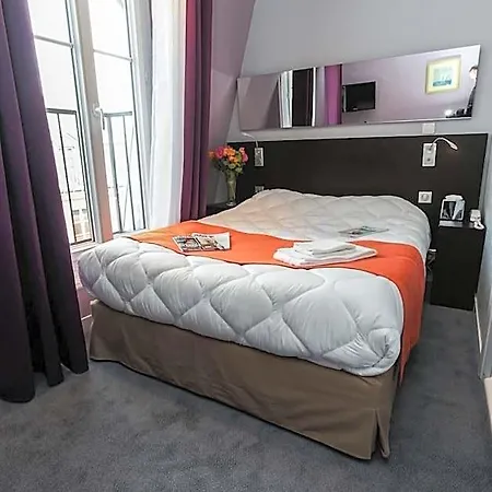 Vintage & Budget Hotel