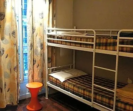Vintage & Budget Hotel 2*