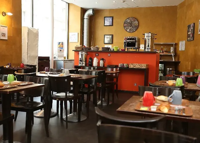 Vintage Gare Du Nord Hotel 2*