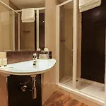 Hotel Vintage Hostel & Budget Hotel 2*