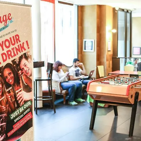 Vintage Hostel & Budget Hotel